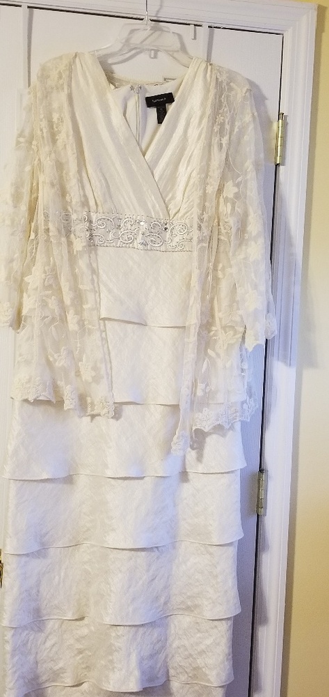 Ladies Long Dressy Dress (Bonus jacket)